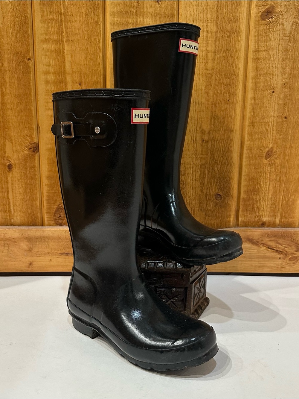 Hunter The Original Unisex Kid Black Waterproof Rubber Rain Boots 4B/5G
